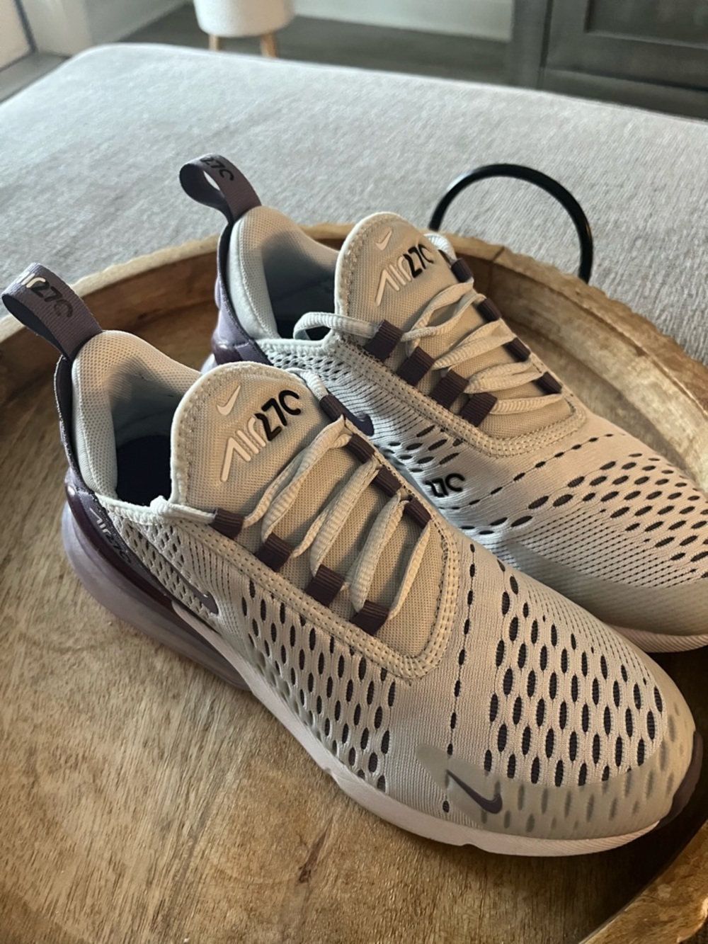 Nike Air Max 270 Sneakers in Light Gray and Purple - Picture 11 of 15